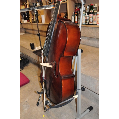 828 - A FORENZA F2450A 4/4 CELLO with a laminated Spruce top, laminated back and sides, Mahogany neck, ebo... 