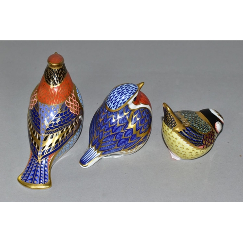 344 - THREE ROYAL CROWN DERBY PAPERWEIGHTS, comprising a 'Robin' date cypher 1993, height 6.5cm, 'Blue Tit... 