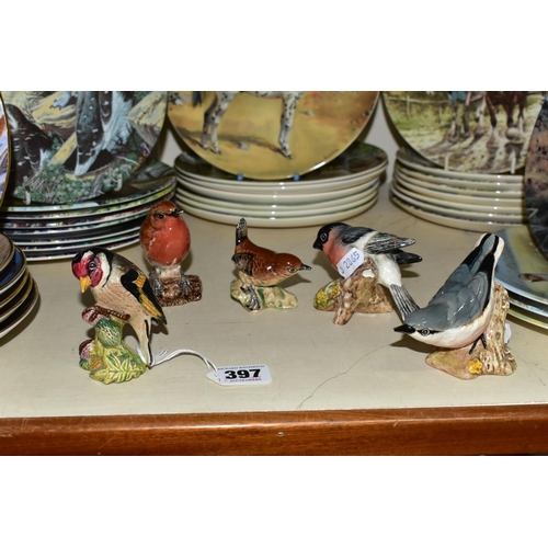 397 - A QUANTITY OF COLLECTOR'S PLATES TOGETHER WITH FIVE BESWICK BIRDS, comprising Beswick 'Nuthatch' 241... 