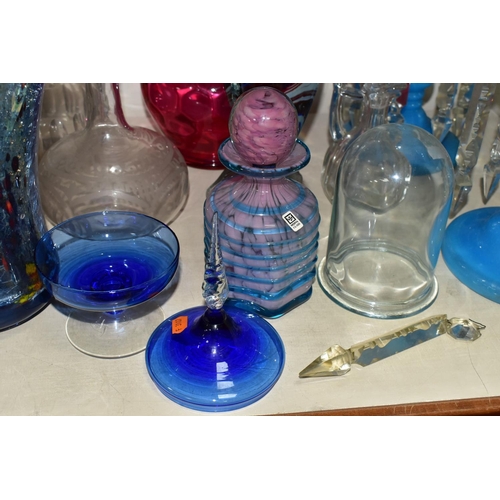 403 - A GROUP OF ASSORTED GLASSWARE, comprising a pair of 19th century turquoise glass lustres, all sixtee... 