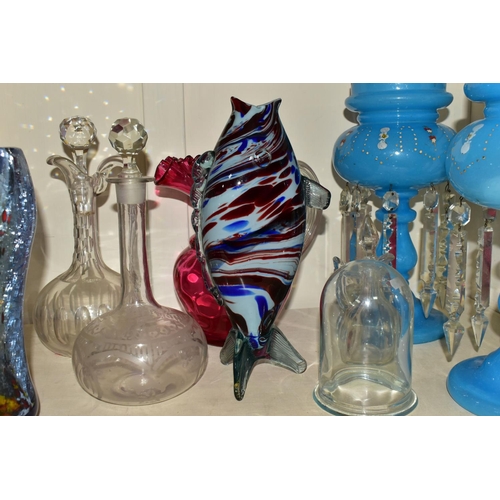 403 - A GROUP OF ASSORTED GLASSWARE, comprising a pair of 19th century turquoise glass lustres, all sixtee... 