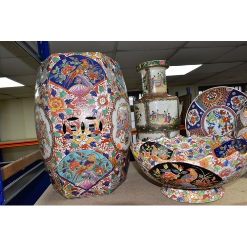 421 - A GROUP OF ORIENTAL CERAMICS, comprising matching set of a stool height 46cm, a goldfish bowl, a sca... 