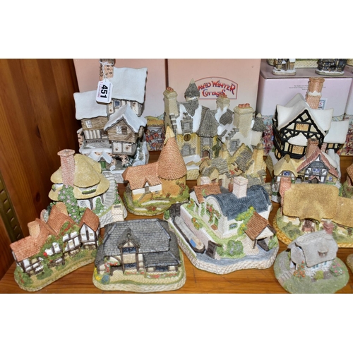 451 - A COLLECTION OF THIRTY NINE DAVID WINTER LIMITED COTTAGES AND A DAVID WINTER COLLECTORS GUILD PLAQUE... 