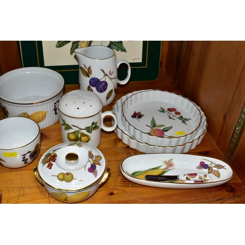 453 - TWENTY PIECES OF ROYAL WORCESTER 'EVESHAM' PATTERN OVEN TO TABLE WARES, including salt and pepper an... 