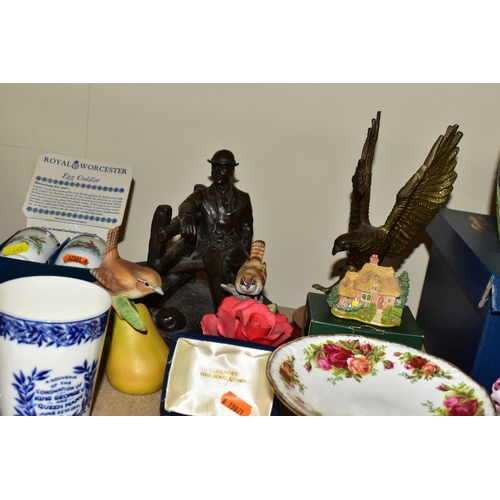 468 - A GROUP OF CERAMIC GIFT AND TEA WARES ETC, to include an MZ Irish Dresden 'First Dance' figure group... 