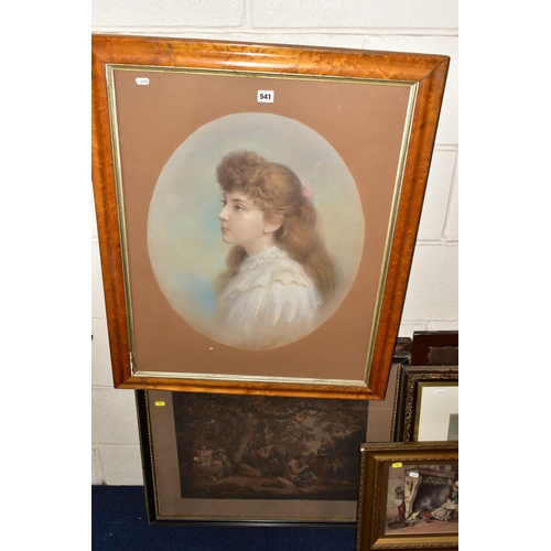 541 - AN EDWARDIAN HEAD AND SHOULDERS PORTRAIT OF A FEMALE FIGURE, unsigned pastel on paper laid onto canv... 