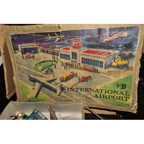 558 - A BOXED B (WEST GERMANY) PLASTIC CLOCKWORK INTERNATIONAL AIRPORT, c.1960's, not tested, appears larg... 