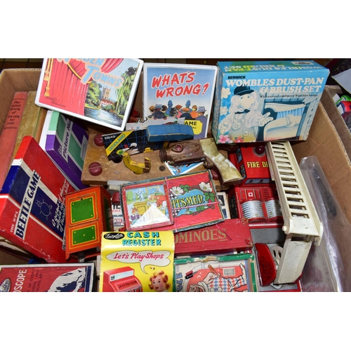 561 - A QUANTITY OF VINTAGE TOYS AND GAMES, to include boxed Hong Kong made plastic battery operated Merce... 