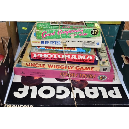 564 - A QUANTITY OF VINTAGE TOYS AND GAMES ETC.,  to include boxed British Thomson-Houston Mazda Mickey Mo... 