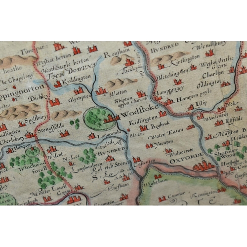 572 - A 17TH CENTURY MAP OF OXFORDSHIRE BY JOHN SPEED, titled 'Oxfordshire Described with ye Citie and the... 