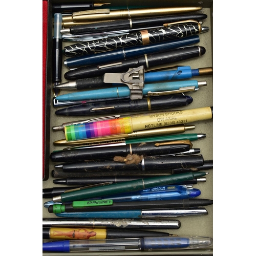 112 - A SELECTION OF FOUNTAIN PENS AND WRITING EQUPIMENT, to include a boxed 'Cross' fountain pen with ref... 