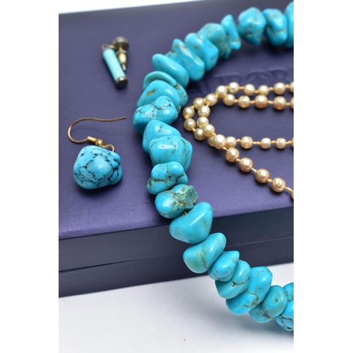 50 - A TURQUOISE NECKLACE AND EARRINGS, a single strand of polished turquoise stones, fitted with a sprin... 