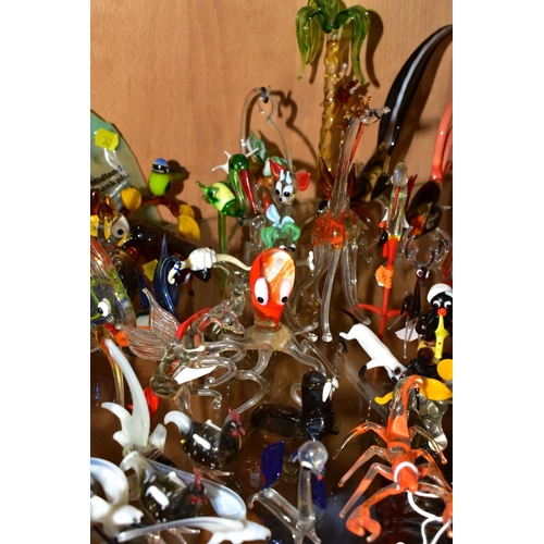 342 - A COLLECTION OF GLASS LAMPWORK ANIMALS AND BIRDS, approximately fifty creatures, to include a scorpi... 