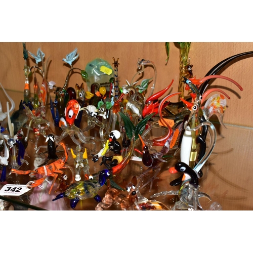 342 - A COLLECTION OF GLASS LAMPWORK ANIMALS AND BIRDS, approximately fifty creatures, to include a scorpi... 