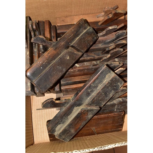 532 - Eighteen Vintage Wooden moulding Planes (1 box)