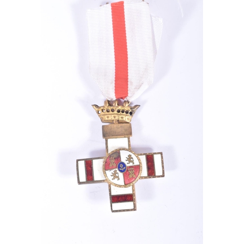 246 - SPANISH CIVIL WAR CAMPAIGN MEDAL, complete with ribbon for service on the front, also include is an ... 