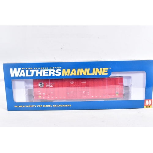 45 - A QUANTITY OF BOXED ASSORTED WALTHERS MAINLINE AND WALTHERS PROTO HO GAUGE U.S AND CANADIAN OUTLINE ... 