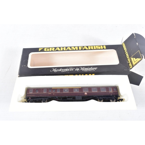 56 - A QUANTITY OF BOXED GRAHAM FARISH N GAUGE COACHING STOCK, majority are B.R. Mk.1 coaches in assorted... 