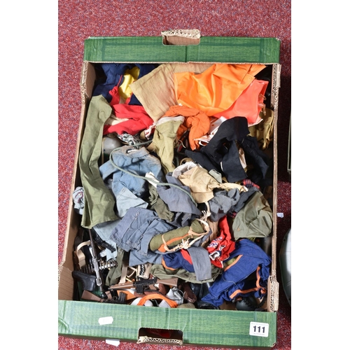 111 - A QUANTITY OF UNBOXED AND ASSORTED PALITOY ACTION MAN FIGURES, CLOTHING AND ACCESSORIES, to include ... 