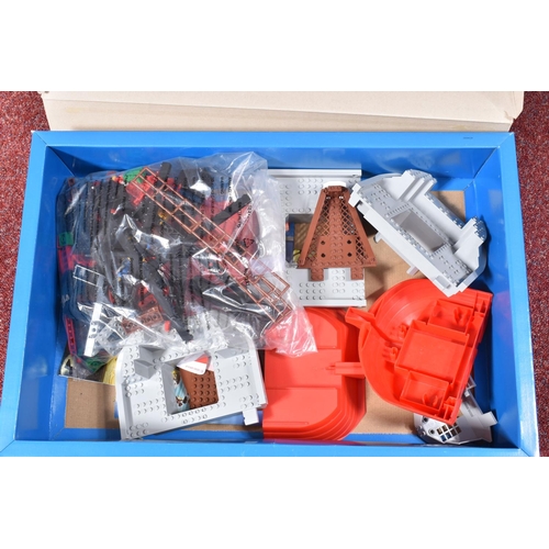 120 - FOUR BOXED CHILDRENS LEGO BLOCK AND MAGNET CONSTRUCTION TOYS, to include a Lego races Ferrari F1 tea... 