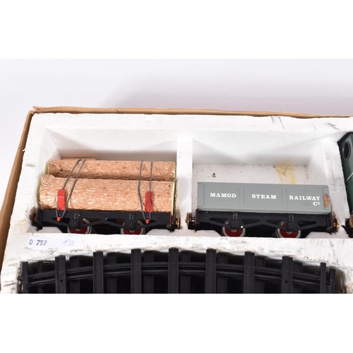 82 - A BOXED MAMOD LIVE STEAM O GAUGE GOODS TRAIN SET, No.RS1, not tested, playworn condition, with some ... 