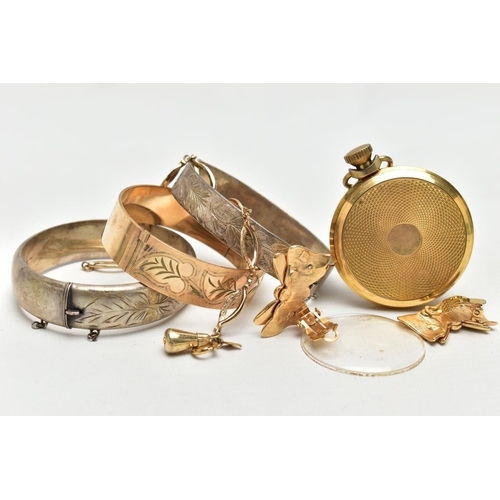 18 - TWO SILVER BANGLES AND OTHER JEWELLERY, the first a domed silver hinged bangle, engraved with foliag... 