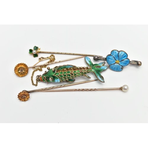 38 - SIX ITEMS OF JEWELLERY, to include an articulated enamel fish, a blue enamel flower bar brooch, a pe... 