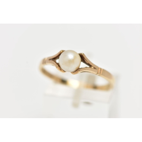 72 - A 9CT YELLOW GOLD CULTURED PEARL RING, centering on a single tension set, cultured white pearl with ... 