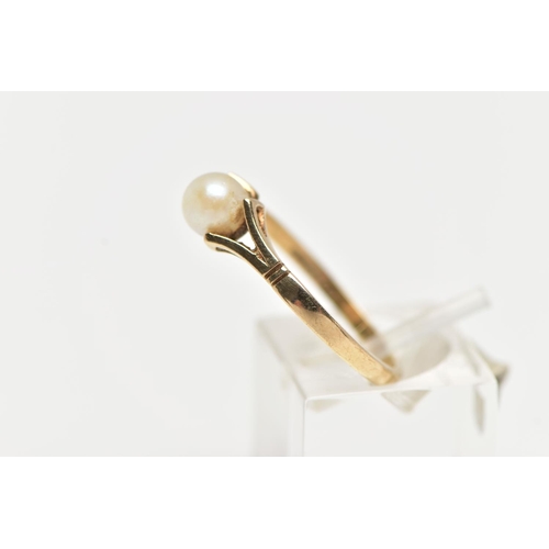 72 - A 9CT YELLOW GOLD CULTURED PEARL RING, centering on a single tension set, cultured white pearl with ... 