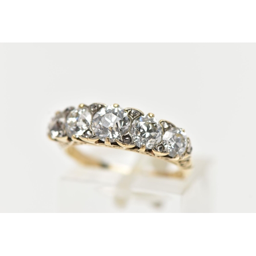 79 - A FIVE STONE DIAMOND RING, five graduated old cut diamonds, approximate total diamond weight 1.50ct,... 