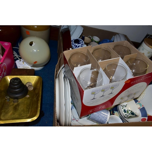 346 - FIVE BOXES OF ASSORTED KITCHEN SUNDRIES, to include a large ceramic blue and white table lamp, a Bre... 