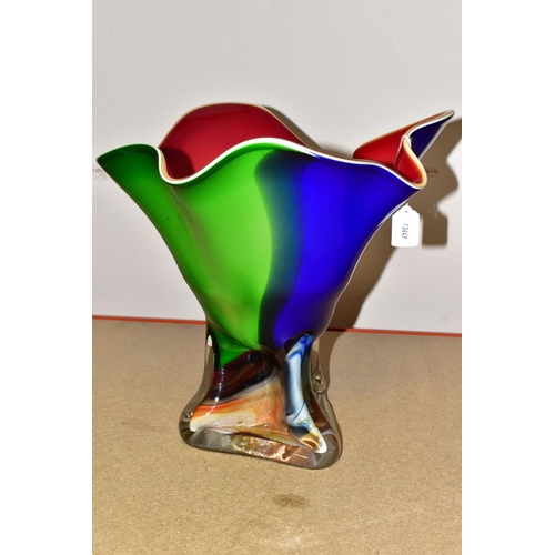 350 - A LARGE COLOURED ART GLASS CENTERPIECE VASE,  multicoloured, flowing glass vase, height 32cm (1) (Co... 