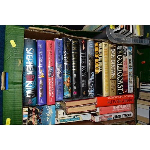 402 - BOOKS, MAGAZINES & GUIDES, to include over 150 titles  in hardback and paperback formats, subjects i... 