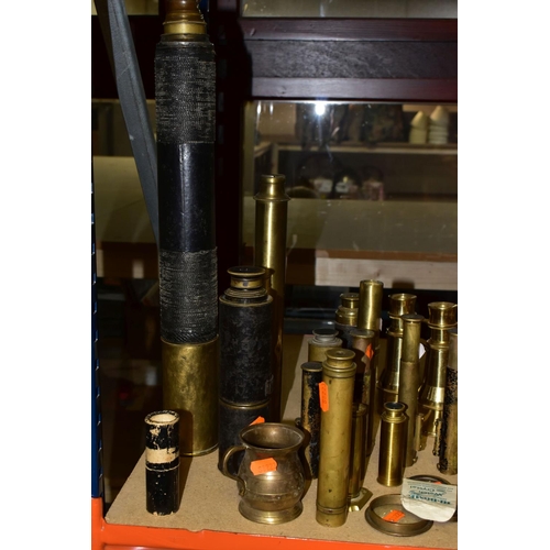 410 - A GROUP OF BRASS BINOCULARS, TELESCOPES, PARTS, LENSES, ETC to include two pairs of brass binoculars... 