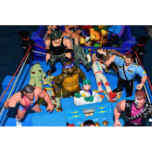 422 - A BOX OF 1980s AND 1990s ACTION FIGURES AND A WWF WRESTLING RING, to include twenty one assorted pla... 