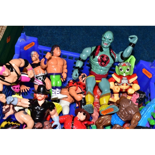 422 - A BOX OF 1980s AND 1990s ACTION FIGURES AND A WWF WRESTLING RING, to include twenty one assorted pla... 