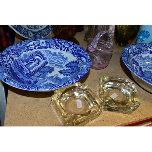 457 - A GROUP OF CERAMICS AND GLASS WARES, to include a M R L (Royal) Boch blue and white charger decorate... 