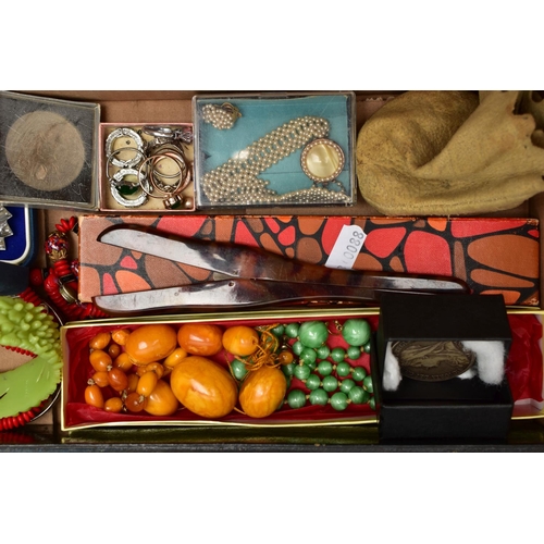 164 - A SELECTION OF SILVER, COSTUME JEWELLERY AND COINS, to include a German Art Deco paste set bracelet,... 