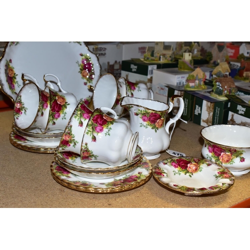 475 - A ROYAL ALBERT 'OLD COUNTRY ROSES' PATTERN PART TEA SET, comprising milk jug, sugar bowl, bread and ... 