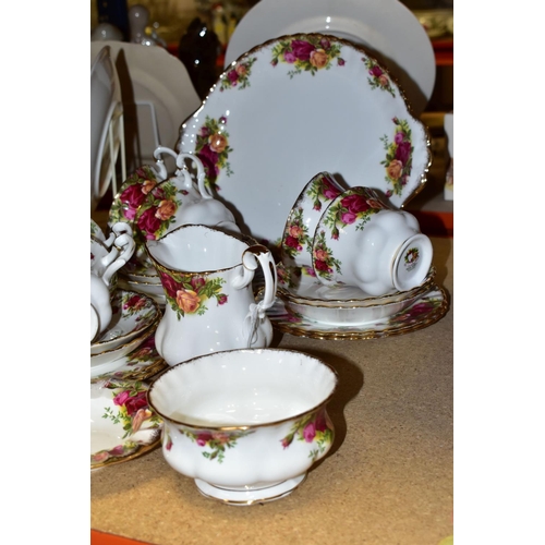 475 - A ROYAL ALBERT 'OLD COUNTRY ROSES' PATTERN PART TEA SET, comprising milk jug, sugar bowl, bread and ... 