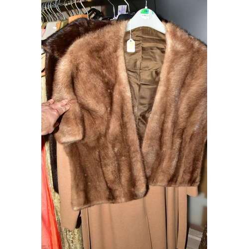 484 - A BOX AND LOOSE CLOTHING AND ACCESSORIES, to include a 3/4 length mink coat, length 105cm/41.5'' x c... 