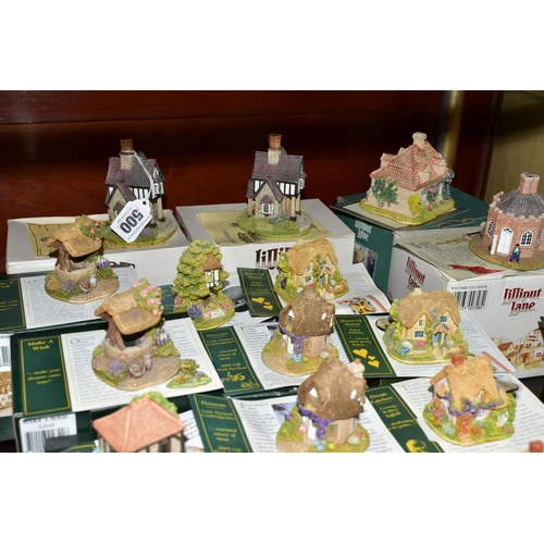 500 - FIFTY THREE LILLIPUT LANE SCULPTURES FROM VARIOUS COLLECTIONS, mostly boxed and with deeds, to inclu... 