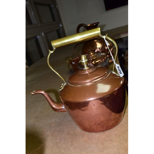 520 - FIVE COPPER ITEMS, to include a brass handled kettle, a bed warmer, a small solid copper kettle, a b... 