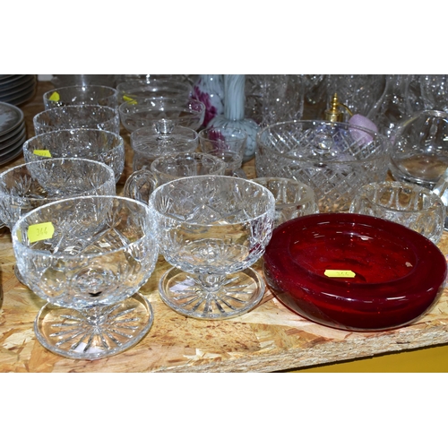 344 - A QUANTITY OF CUT CRYSTAL, to include a Dartington Crystal bulbous bud vase, a set of six sundae dis... 