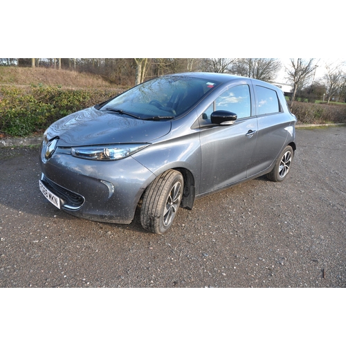 1001 - A 2018 RENAULT ZOE Z.E.40i Electric FULLY ELECTRIC FIVE DOOR HATCHBACK CAR in Grey, first Registered... 