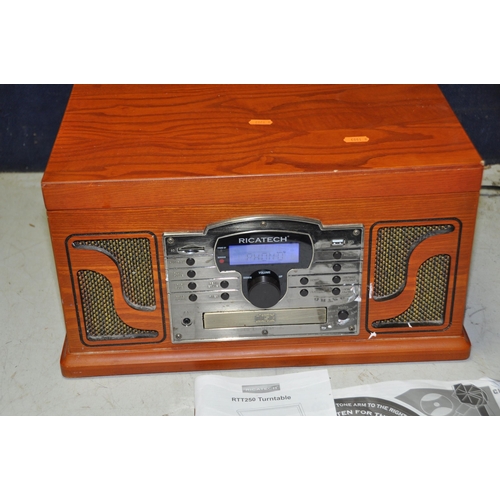 1059 - A RICATECH RTT250 RETRO GRAMAPHONE in oak effect cabinet (PAT pass and working)