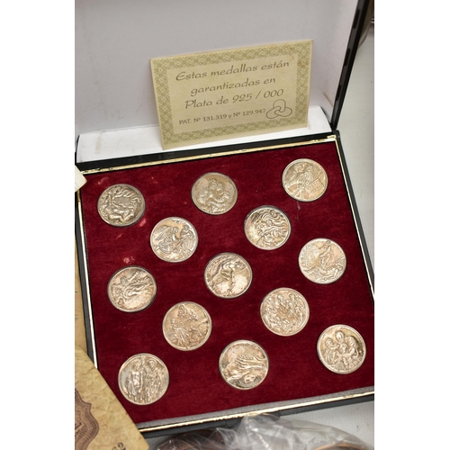 45 - A CARDBOARD BOX OF COIN AND COMMEMORATIVES, to include a boxed set of Mexico 13 silver plated marria... 