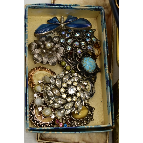 50 - A BOX OF SILVER AND COSTUME JEWELLERY, to include a pair of carved blue john fluorite drop earrings,... 