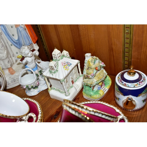 380 - A GROUP OF CERAMICS, to include a Wedgwood 'Queen of Hearts' cream jug and sugar bowl, a twenty one ... 