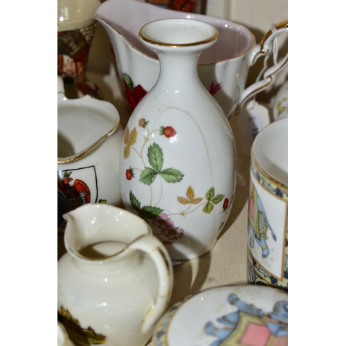 392 - A GROUP OF CERAMICS, to include a Paragon Harry Wheatcroft Six World Famous Roses cream jug in 'Gran... 